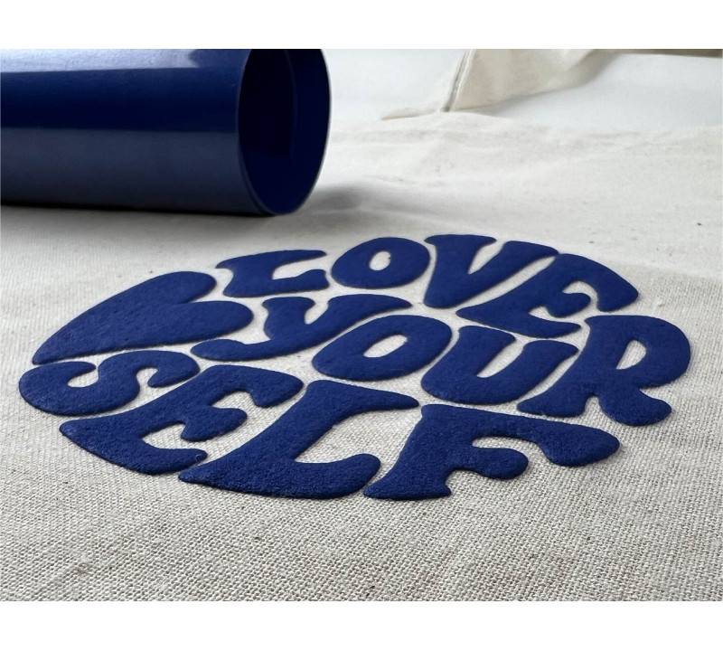 Flocage sur t-shirt : flex, flock ou DTF : guide complet pour choisir